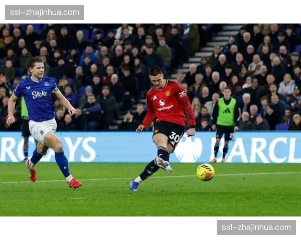 曼联谢什科连续三场破门 近八场比赛贡献七球效率惊人